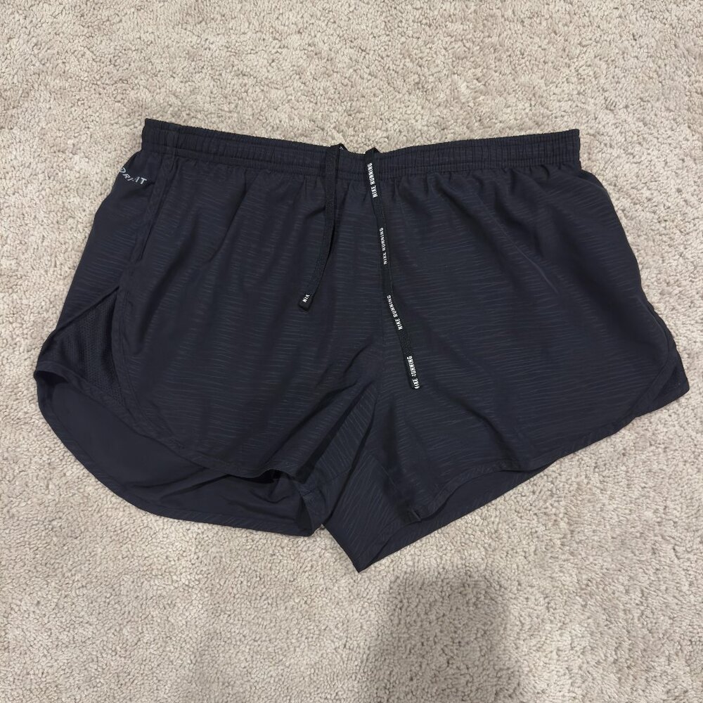 Women's Nike Shorts Size Medium
